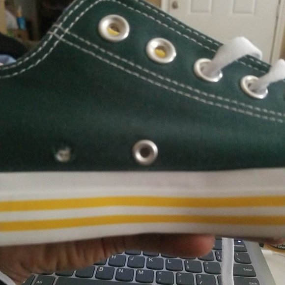 Baylor Bears University SKICKS Canvas Low Top - Women's 7 - Youth 5 - Picture 12 of 15
